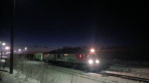 "Новьё" 2ТЭ25КМ-0770 со сборным грузовым поездом отправляется со ст. Микунь!