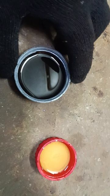 Сравниваю новое масло и после 10 тыс пробега