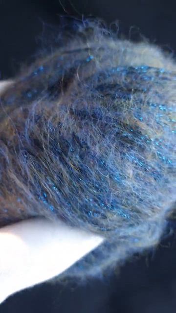 Пол дня снимала пряжу, очень сложно передать цвет #knitting #вязание #пряжа