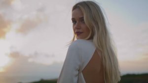 🅛🅤🅜🅘 💗 🅐🅛🅛 🅘 🅦🅐🅝🅣 🅘🅢 🅨🅞🅤 (🅞🅕🅕🅘🅒🅘🅐🅛 🅜🅤🅢🅘🅒 🅥🅘🅓🅔🅞)