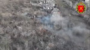 Атака штурмовой группы ВС РФ по позициям противника.