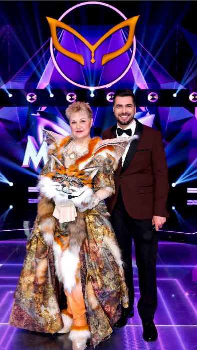 Маргарита Суханкина в маске ЛИСЫ.