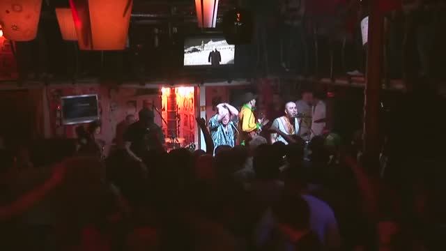 БЕСПРИЗОРНИКИ - ТАТЬЯНА  Нашли наш видос с Евровидения!)) гр. Беспризорники