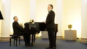 Станислав Мостовой исполняет арию Альфреда из оперы «Травиата» Верди. Ф-но — Александр Жилинский