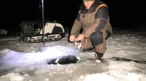 Рыбалка на сети зимой, в Сибири!