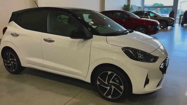 Hyundai i10 Хендай смотреть онлайн