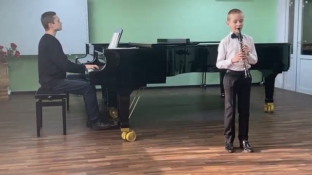 Харин Давид Алексеевич, Инструментальное искусство,Шуберт «Сентиментальный романс», Колодуб "Танец" смотреть онлайн