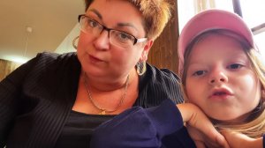 ВНУЧЕНЬКА ПОКУШАТЬ ЧИЗБУРГЕРУ ПОЖЕЛАЛА /ДА И БАБУШКА СОГЛАСН😉/МУКБАНГ ВО ВКУСНО И ТОЧКА/архив