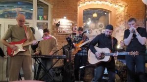 The Travelling Orchestra - New Coat of Paint (Tom Waits cover)