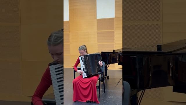 «Ты воспой в саду,соловейко» РНП в обр.Б.Мартьянова.Аккордеон Путниньш Дарья.Зал Прокофьева 21.03.26