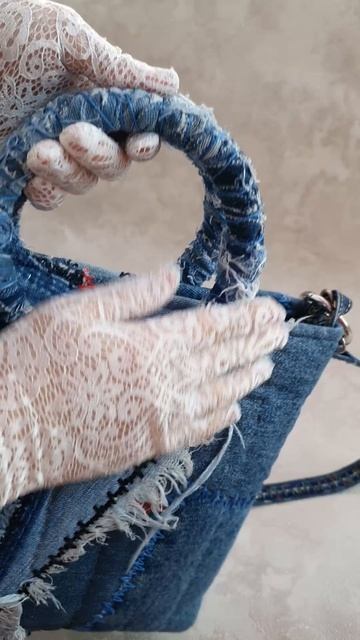 Джинсовая сумка с круглыми ручками