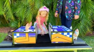 Настя и праздник на её детском канале