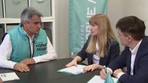 В Москве открыли штаб помощи гражданам, которые столкнулись с блокировкой банковских карт и счетов.