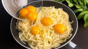 Итальянцы в ярости, а мой муж просит добавки! Семейный рецепт спагетти с яйцом и беконом!