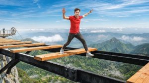 Я посетил самый страшный парк аттракционов.