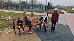 Дети покатались на роликовых коньках 23.03.2026