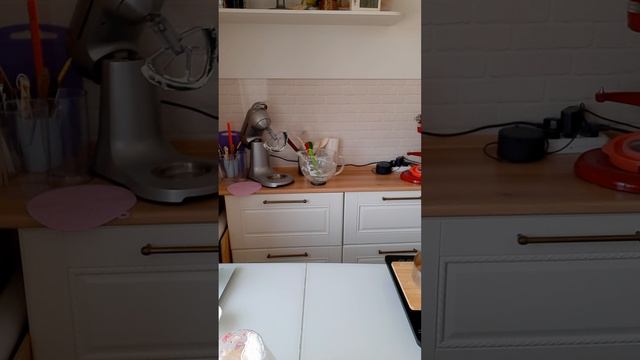 М смотреть онлайн