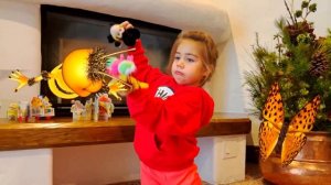 Весёлые игры в бассейне ｜ Челленджи и соревнования для