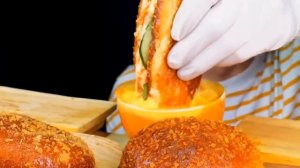 Мукбанг бургеры и хот-доги Еда на камеру