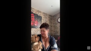 Одна дома в прямом эфире!