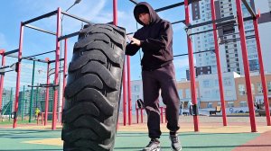 Комплекс на функциональную выносливость и силу хвата со своим весом.