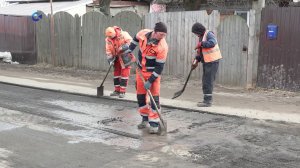 В Петрозаводске начался ямочный ремонт дорог