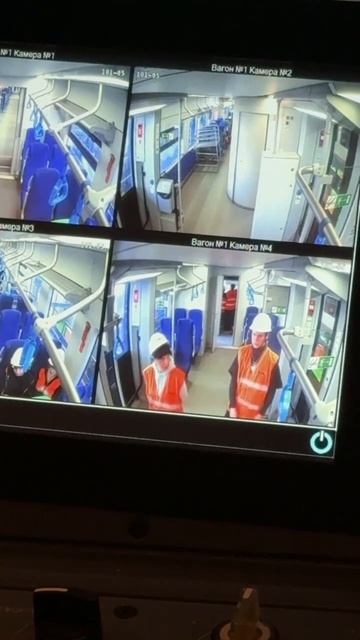 Воспитанникам СЦ «Ступени» показали, где ремонтируют «Ласточку» и «Сапсан»