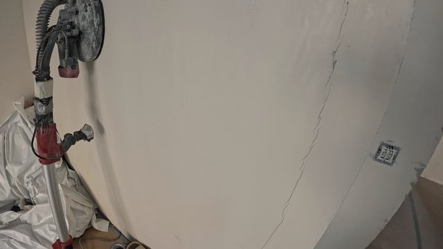 ОБЪЕКТ В ЖК "КРАСНЫЙ КИТ" | СНЯЛИ ОТДЕЛКУ И НАШЛИ СКРЫТЫЕ ТРЕЩИНЫ В ПЕРЕГОРОДКАХ | ЖК "КРАСНЫЙ КИТ"