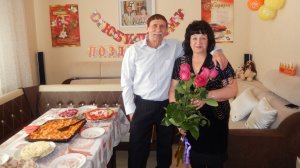 А у меня сегодня День Рождения.Я принимаю Поздравления. Исп. Наташа Свитавская  В мой день рождения.