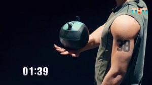 Испытание на выбывание — «удержание мяча на тыльной стороне ладони» | «Титаны. Битва сезонов»