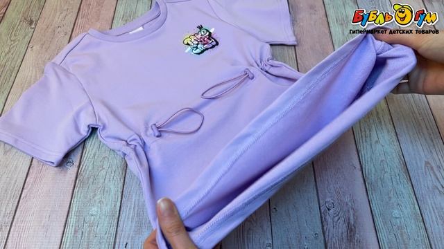 Платье Lanson Kids хлопковое с декоративными завязками и граффити принтом фиолетовое - видео