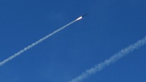 Откуда взялся? Таинственный объект над Израилем вызвал эффект северного сияния