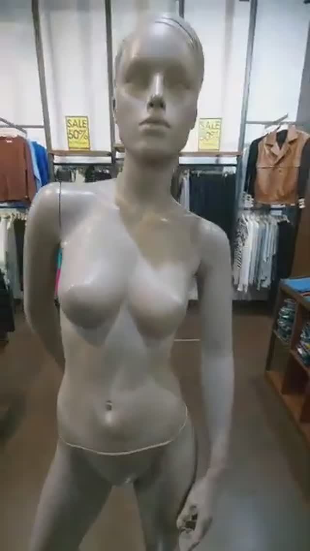 Манекен девушка