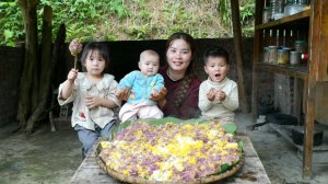 Как приготовить цветной клейкий рис, чтобы продать его на рынке и купить детям новую одежду.