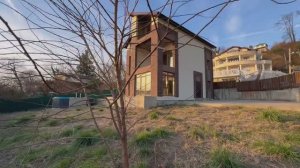 Дом шале с видом на море и у моря в Сочи