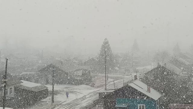 Снег кружится,летает,летает. 23 марта