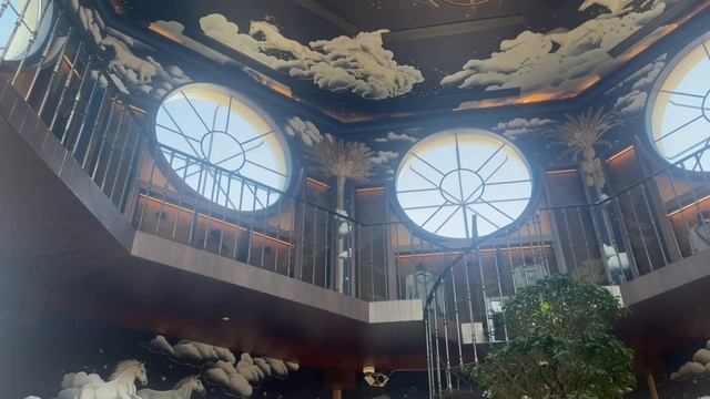 Королевская академия конного искусства в Абу-Даби .