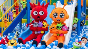 Мультики для детей. Спрунки попали бассейн с шариками, мультик