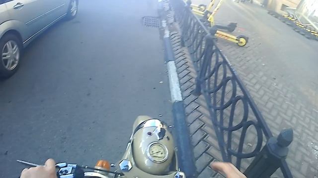 Прогулка на Иж юпитер - 2 по городу.