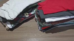 Лот 2352 Толстовки Джогины Германия Премиум 1080₽_ кг 14,5 кг 34ед