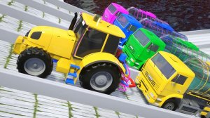 Машина скорой помощи и трактор застряли в луже и получили новые колеса