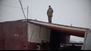 "-ЖИВЫМ НЕ СПУЩУСЬ!": Как русский фермер с канистрой ОСТАНОВИЛ систему. Беспредел в Сибири