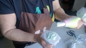 Петя грузит навоз. Покупки с WB. Делаю цветочки - украшения на куличи.