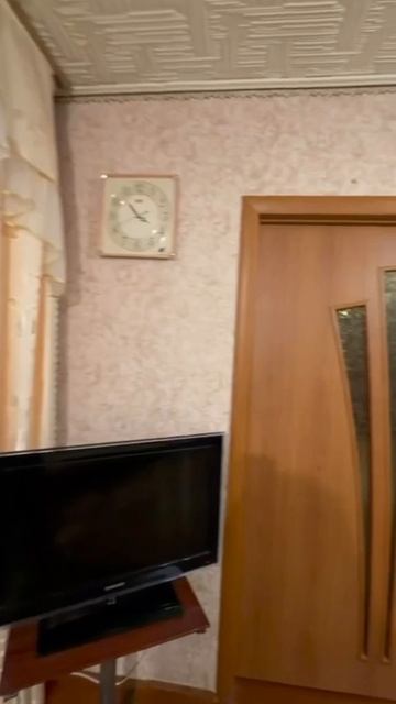 Тёплая четырёхкомнатная квартира в отличном районе города ждет новых владельцев!