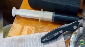 В Приморском крае полицейские задержали распространителя и потребителя растительных наркотиков.