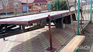 Зелёная  птица в Ейске 🐦 Поговорим о коммунальной службе... Чем занимается Андрей в Невьянске.