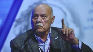 Выставка к 90-летию со дня рождения кинорежиссера С. Говорухина открылась в Государственной думе.