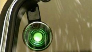 Поют они песню, как будто про такси, но не совсем о нем, о том, где ждут и рады нам, вот так то