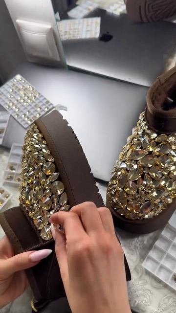 Обучение теории инкрустации кристаллами 