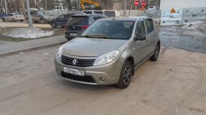 Renault Sandero 2010
